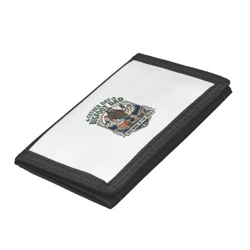 Father Day Bigfoot Dad Shirt Mythical Family Man R Trifold Wallet