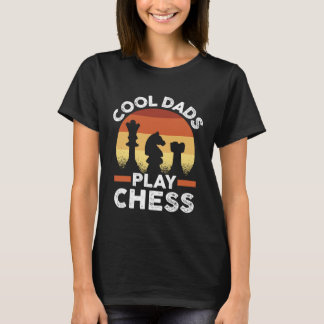 Father s Day Chess Player Retro Cool Dads Play Che T-Shirt