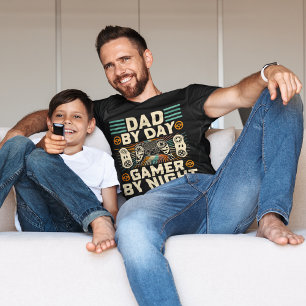 Father's day Dad by day Gamer by night  T-Shirt