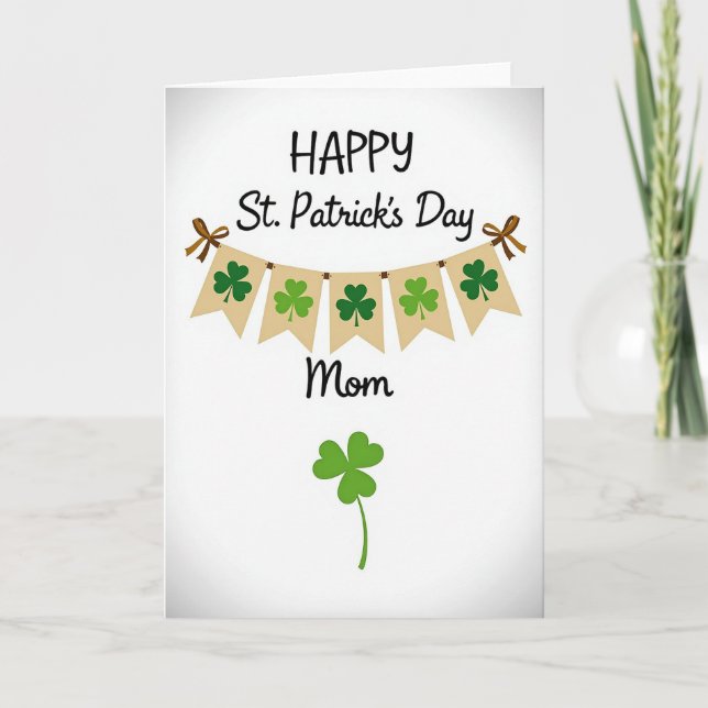 Faux Gold Happy St Patricks Day Mom Card (Front)