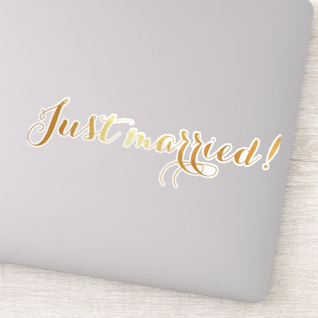 Faux-golden Just Married Sticker (Detail)