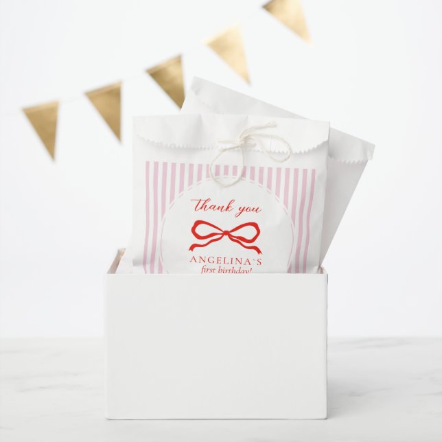 Favor Bags Elegant red birthday bow. (Party)