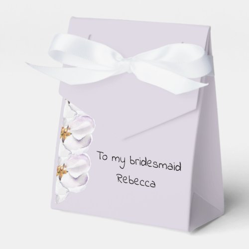Favor box to bridesmaid light purple with name