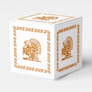 Favor Box - Turkey and Leafy Garland