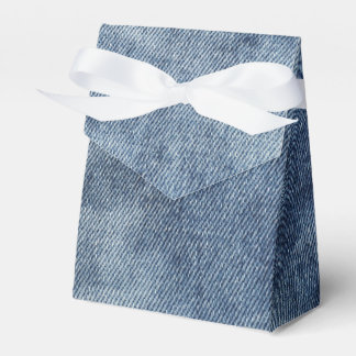 Favor gift box with natural jeans, denim