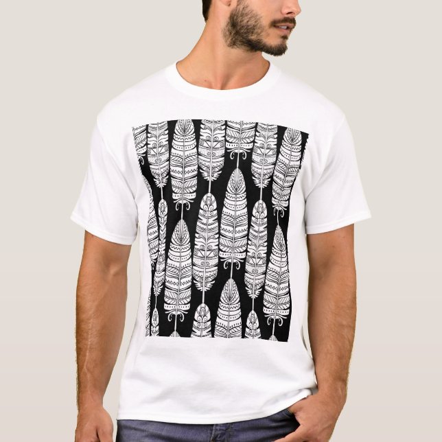 Feathers boho: black and white pattern T-Shirt (Front)