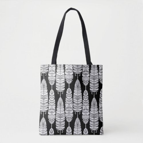 Feathers boho black and white pattern tote bag