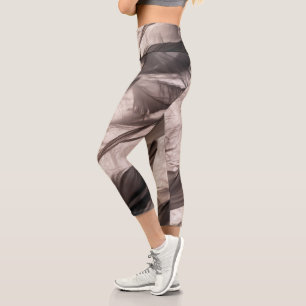 Feathers Capri Leggings