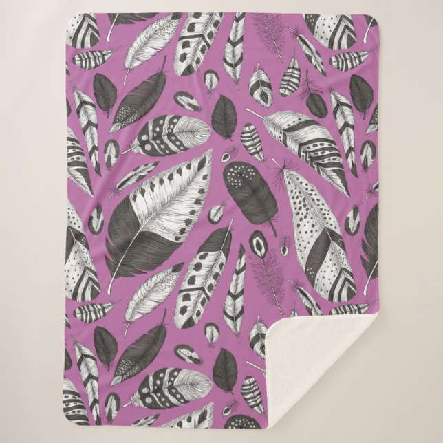 Feathers pattern sherpa blanket (Front)