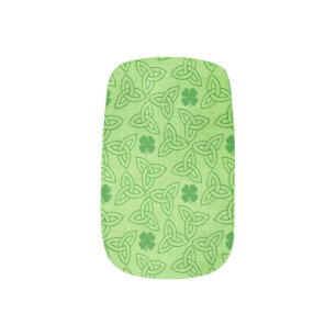 Feeling lucky nails minx nail art