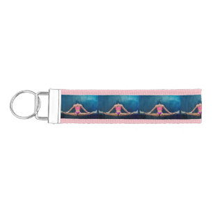 Female Fitness Model Split Thunder_Cove   Wrist Keychain