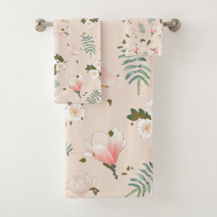 Feminine flower pattern in pink l Pastel Garden Bath Towel Set