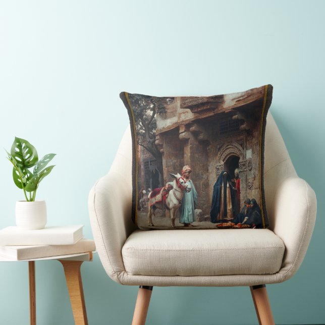 Femmes Arabes Devant Une Porte Throw Pillow (Chair)
