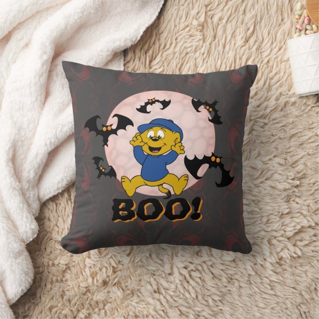 Ferald Scaring The Bats Throw Pillow (Blanket)