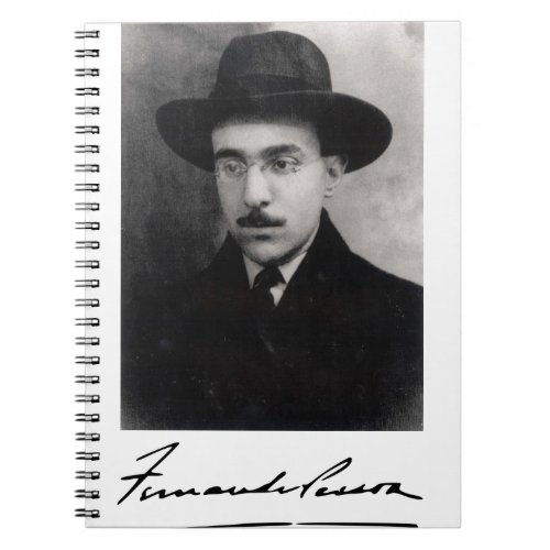 Fernando Pessoa Notebook