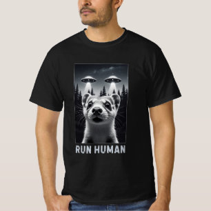 Ferret Selfie UFO Fun Quirky Gift T-Shirt