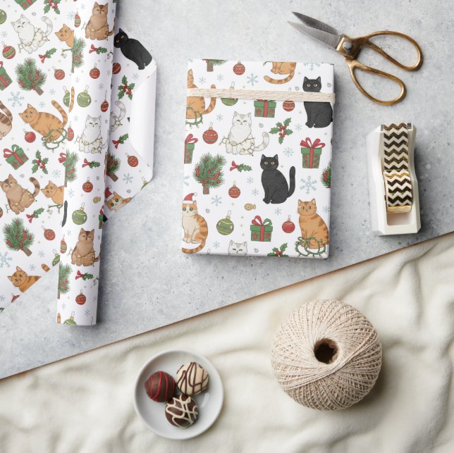 Festive Felines Christmas Wrapping Paper (Crafts)
