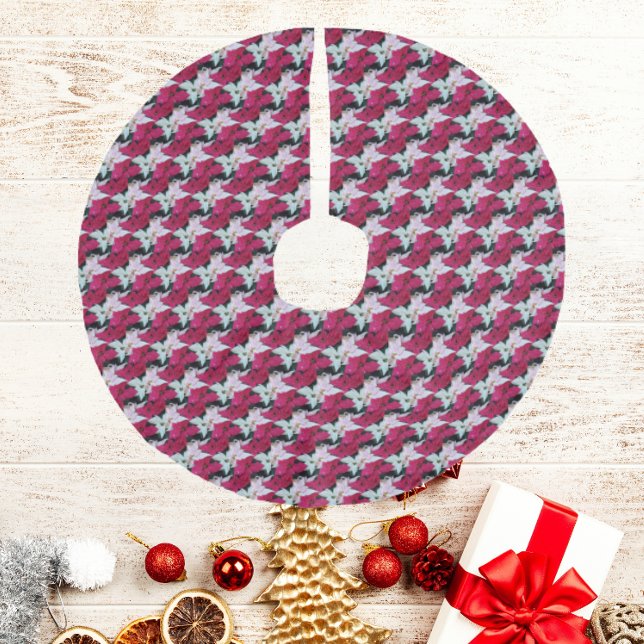 Festive Holiday Poinsettias Pattern Faux Linen Tree Skirt (In Situ)