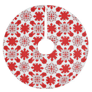 Festive Pattern of Red and White Snowflakes Brushed Polyester Tree Skirt