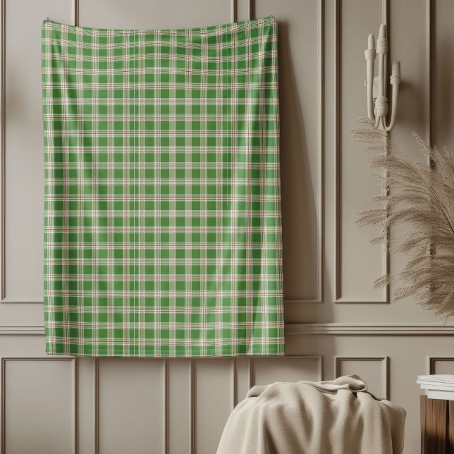 Festive Plaid Blanket for Winter Celebrations (Festive Plaid Blanket for Winter Celebrations)