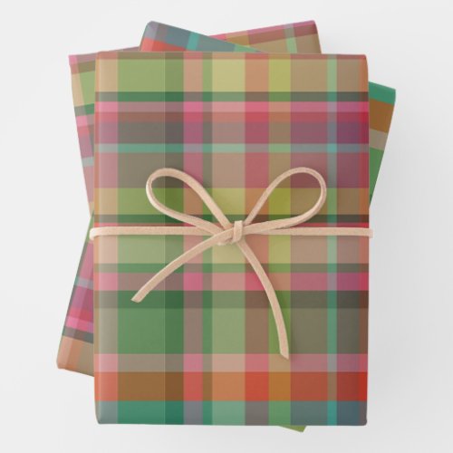 Festive Retro Christmas Plaid Cute Preppy Holiday Wrapping Paper Sheets