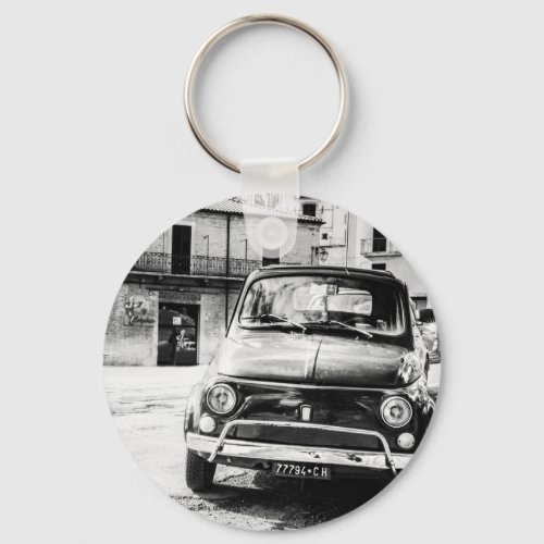 Fiat 500 cinquecento in Italy classic car gift Keychain