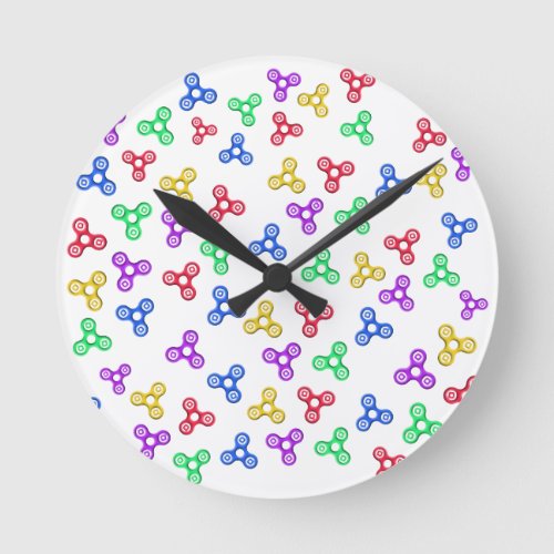 Fidget spiers round clock