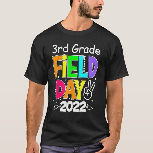 Field Day 2022 Red 3rd Grade Field Day 2022 Red 3r T-Shirt (Front)