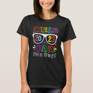 Field Day Fun Day 2023 Groovy School Trip Teacher  T-Shirt