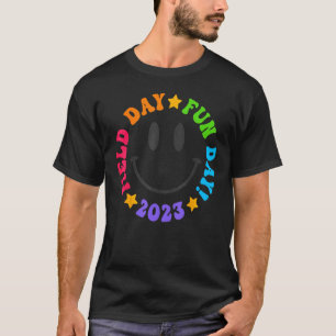 Field Day Fun Day 2023 Groovy Smile Face  Teacher  T-Shirt
