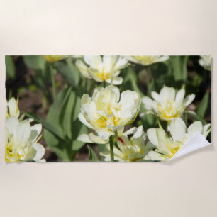 Field of white tulips Photo Beach Towel