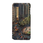 Fifth Avenue by John Falter iPod Touch (5th Generation) Case (Back)