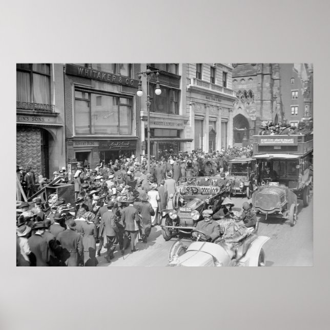 Fifth Avenue, Easter Sunday, 1913 Poster (Front)