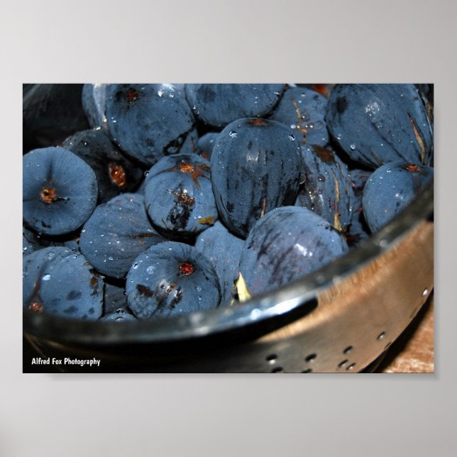 Fig Fruit in Colander Poster (Front)