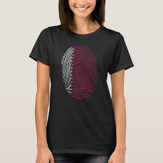 Fingerprint Qatar Flag   T-Shirt (Front)