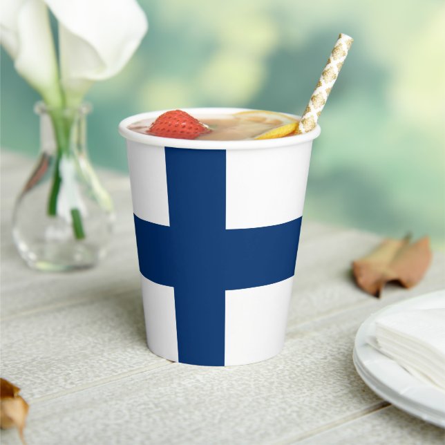 Finland Flag Paper Cups (Insitu)