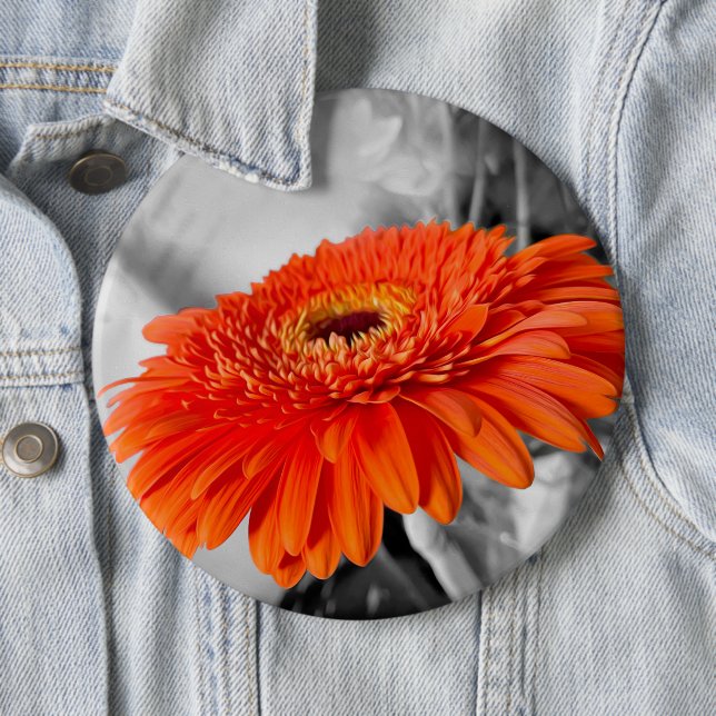 Fire on petals button (In Situ)