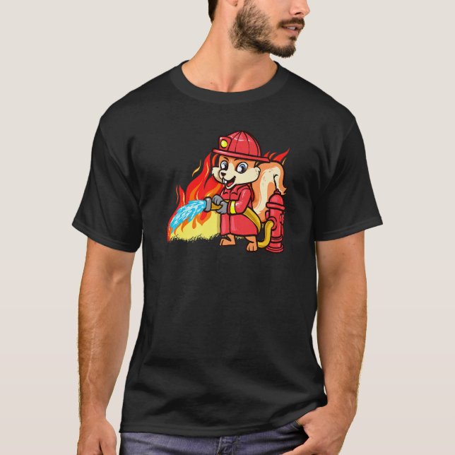 Firefighter Squirrel Funny Fire Fighter 911 Firema T-Shirt (Front)
