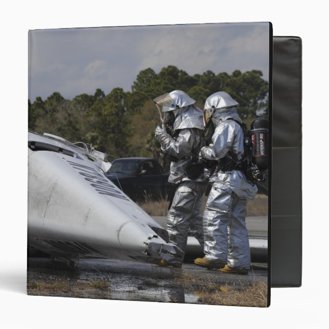 Firefighters respond to the scene binder (Front/Inside)