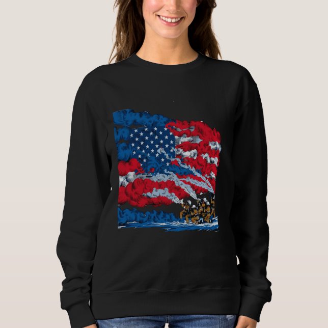 Firefighting USA Flag Patriotic Cool Fireman 4th o Sweatshirt (Front)