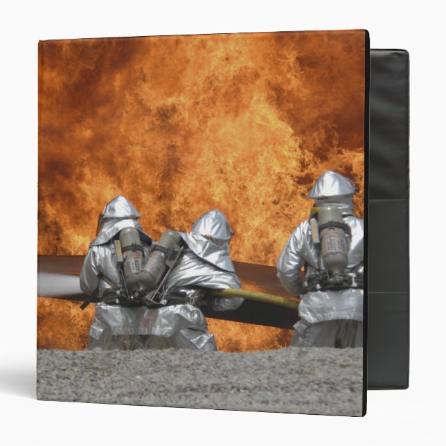 Firemen neutralize a fire binder (Front/Inside)