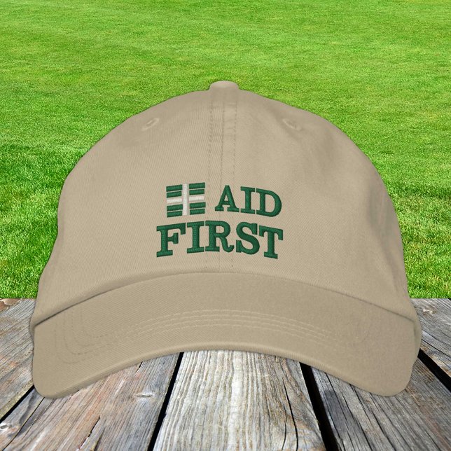 First Aid embroidered Trucker hat Green / white (Creator Uploaded)