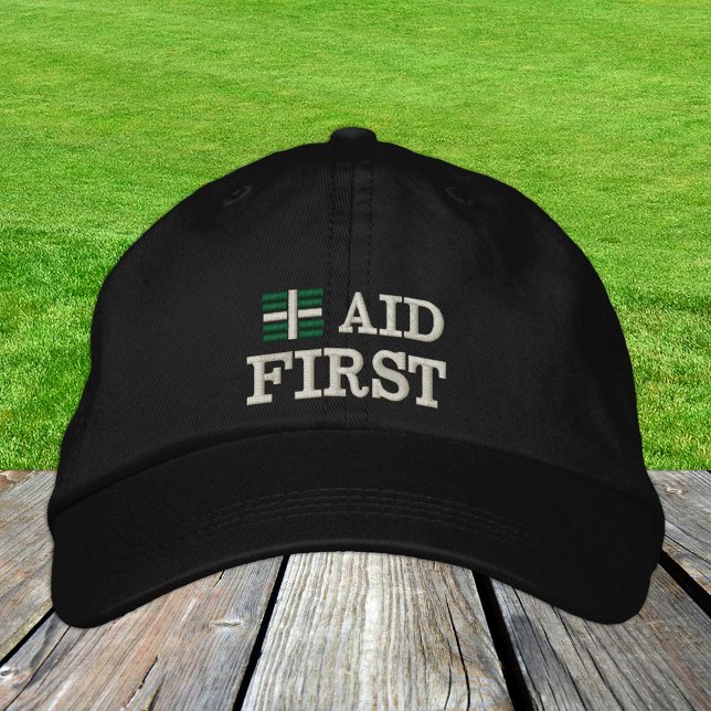 First Aid embroidered Trucker hat Green / white (Creator Uploaded)