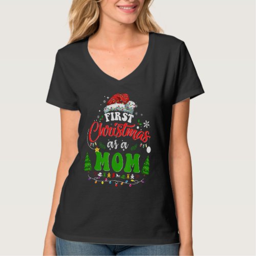 First Christmas As A Mom   Holiday Santa Hat Groov T_Shirt