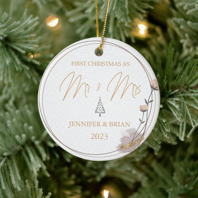 First Christmas Married Mr and Mrs Christmas  Ceramic Ornament (Tree)