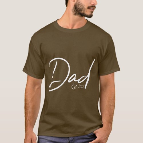 First Time Dad 2023 Promoted to Daddy Baby New Dad T_Shirt