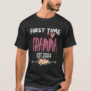 First Time Gramma Est2024 Cute Flower Pregnancy T-Shirt