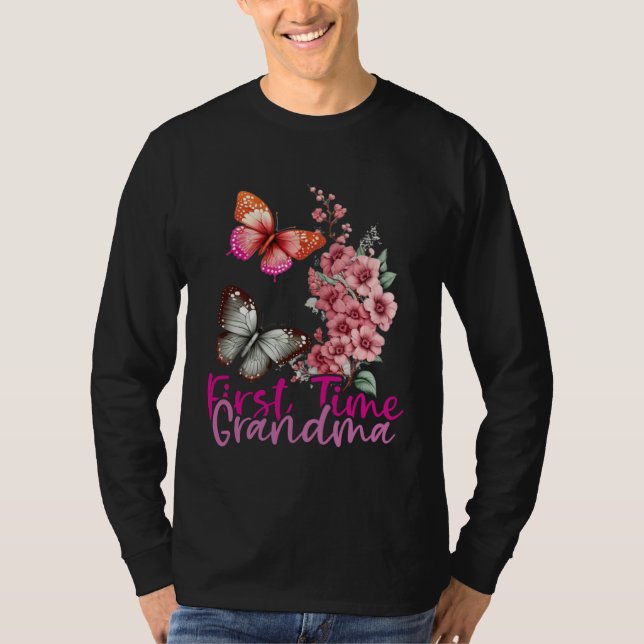 First Time Grandma 2023 Mother s Day 2023 Butterfl T-Shirt (Front)