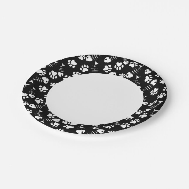 fish bone cat print pattern paper plates (Angled)