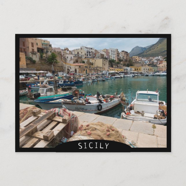 Fishing boats in the Castellammare del Golfo port Postcard (Front)